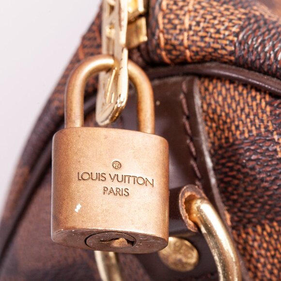 Louis Vuitton Dark Brown Checkered Shoulder Bag - Picture 8 of 11
